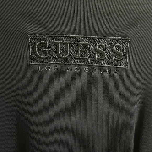 2/40$Guess jeans waffle type pullover/sleeper shirt - Picture 2 of 4